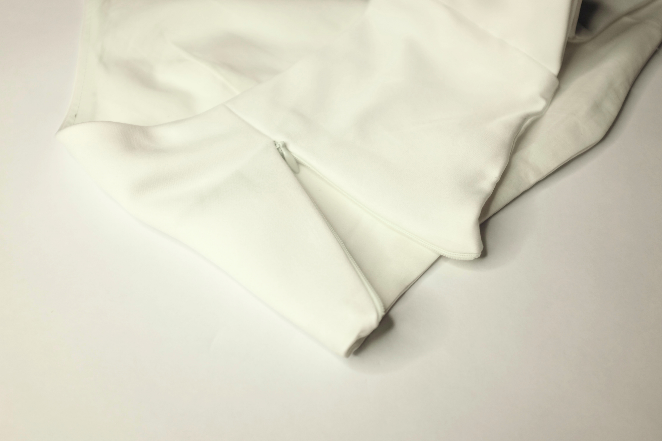 Terno Halter Set in Off-white Satin